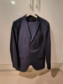 Tiger of Sweden -puku