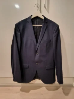 Tiger of Sweden -puku