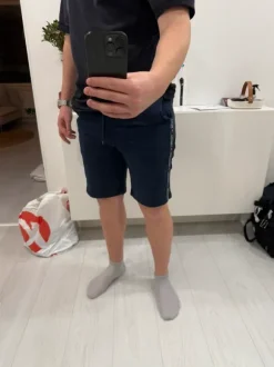 Tommy hilfiger college shortsit