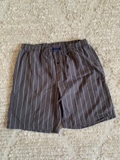 Tommy Hilfiger yöshortsit L