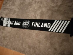 TPS virallinen fanihuivi