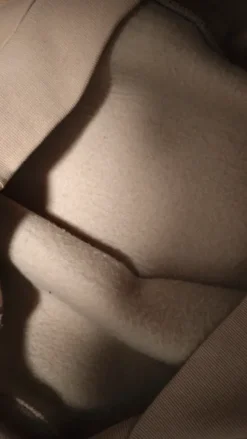 Trapstar hoodie beige koko:M (mutta menee enemmän menee S)