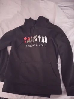 Trapstar huppari koko M