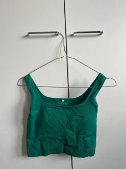 Treenitoppi/urheiluliivit