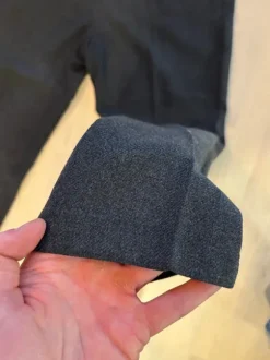 Tumman harmaat pukuhousut