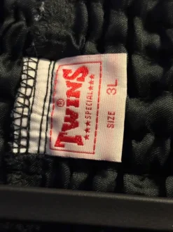 Twins potkunyrkkeilyhousut