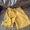 Under Armour - urheilushortsit