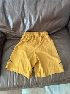 Under Armour - urheilushortsit