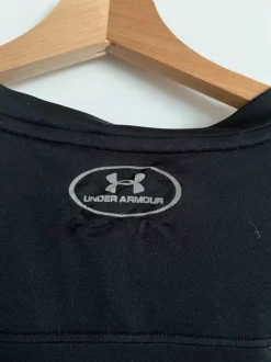 Under Armour paita