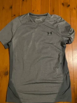 Under Armour urheilupaita