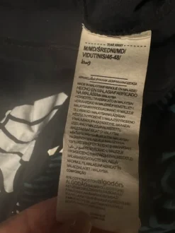 UnderAmour treenipaita