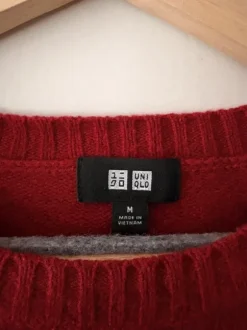 Uniqlo lambswool sweater