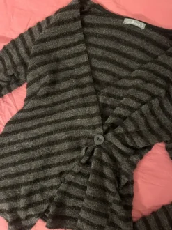 Unique striped top S