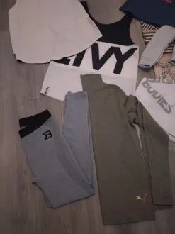 Urheiluvaatteita s-m