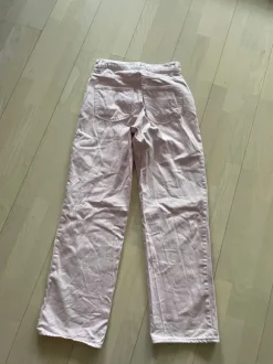 Vaaleanpunaiset farkut H&M koko 38