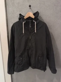 Vaatepaketti miehelle