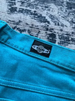 Vakosamettihousut (32)