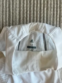 Valkoinen Adidas toppi koko M