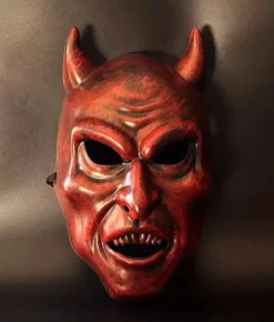 Velnio kaukė
