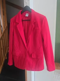 Vero Moda punainen jakku