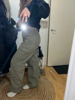 Vihreät Cargo-housut