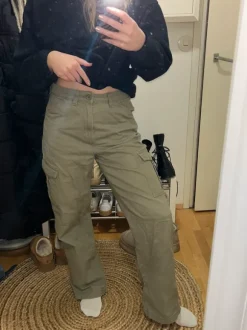 Vihreät Cargo-housut