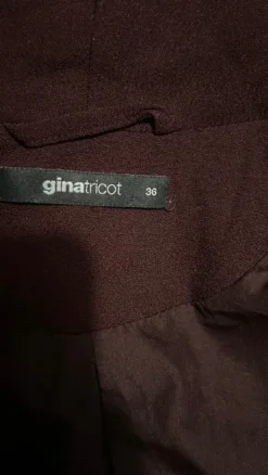 Viininpunainen bleiseri