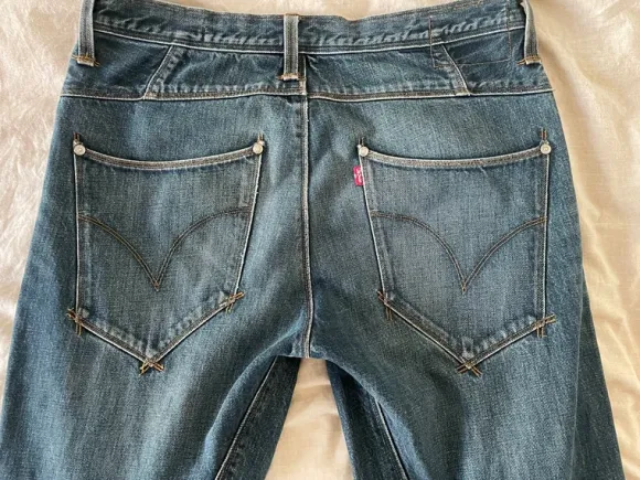 Vintage 2008 Levi’s Engineered Jeans W32