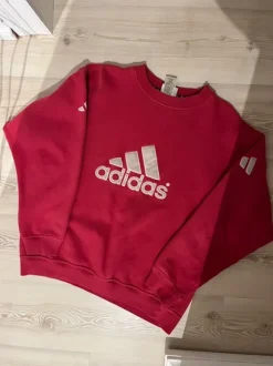 Vintage adidas sweater