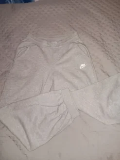 Vintage Nike college housut