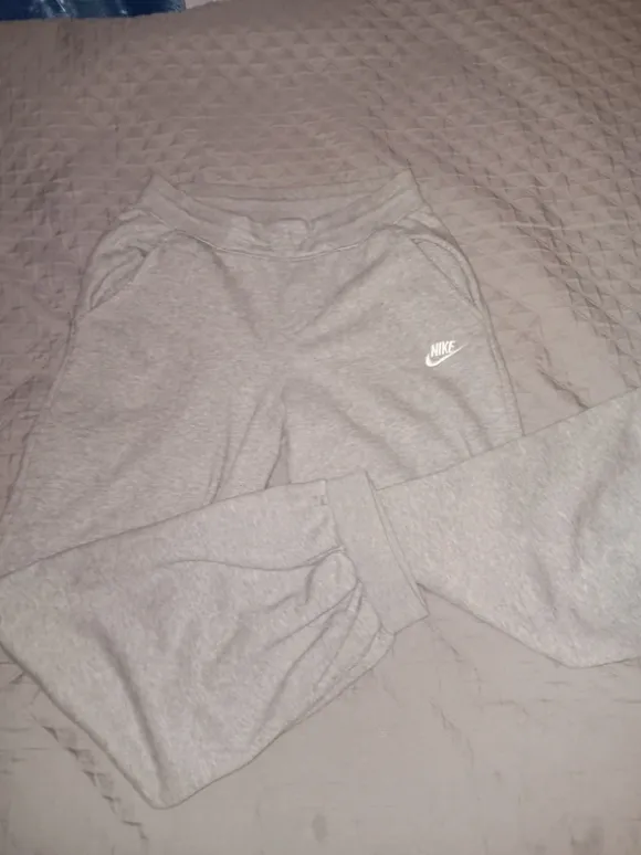 Vintage Nike college housut