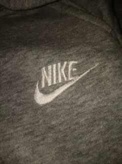 Vintage Nike college housut