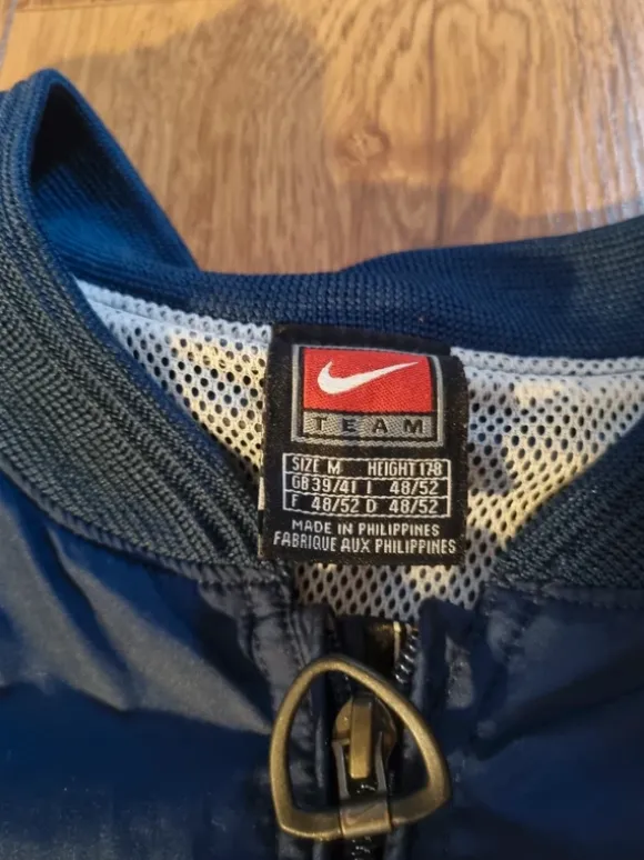Vintage nike windbreaker size m blue and white