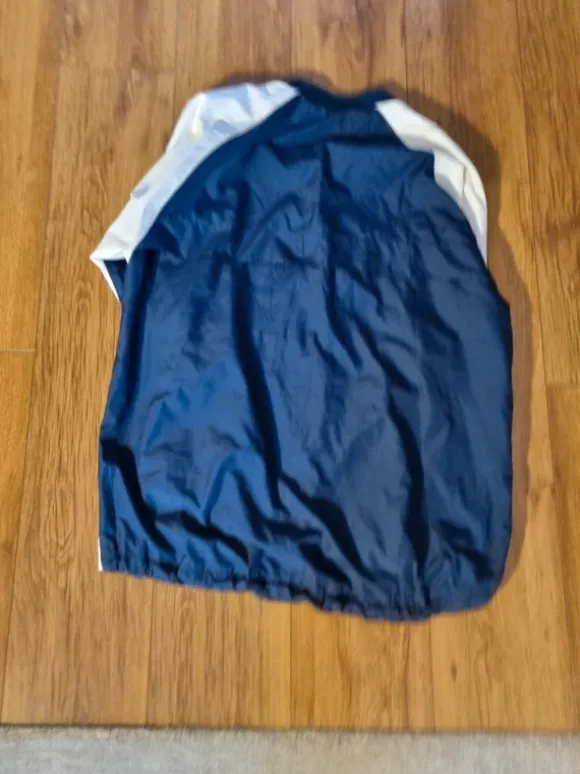 Vintage nike windbreaker size m blue and white