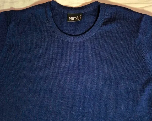 Vintage tummansininen ohut villapusero, koko S-M