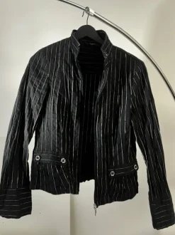 Vintage zip-up long sleeve shirt