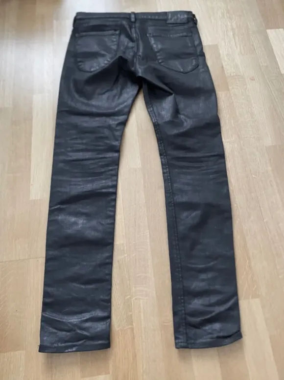 Waxed hedi type lee jeans