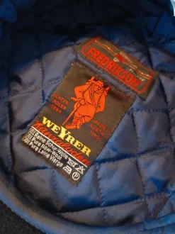 Wool hat in like new condition